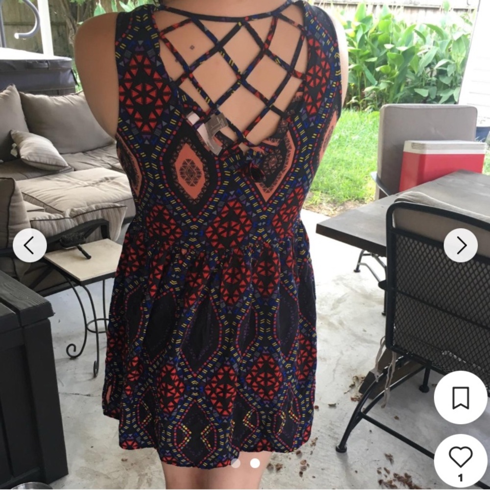 Forever 21 Women’s Multicolor Geometric Print Sundress Size S Lattice Back Boho - Picture 13 of 14